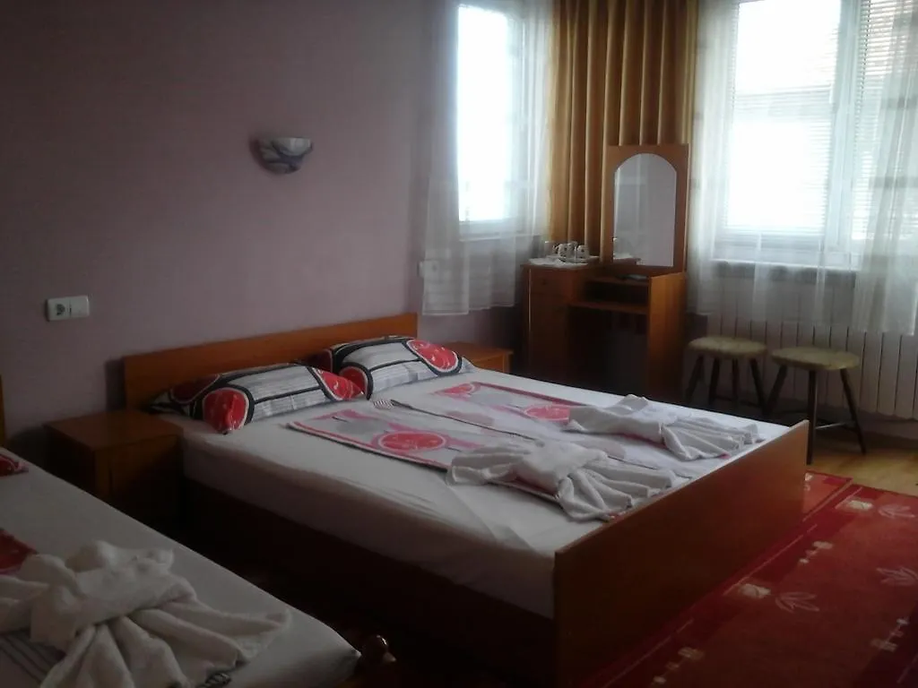 索佐波尔Windmill House公寓